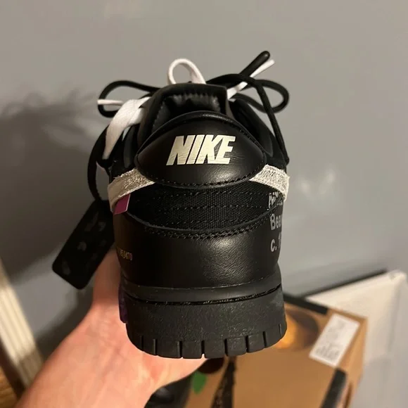 Nike Dunk Low LOT 50/50